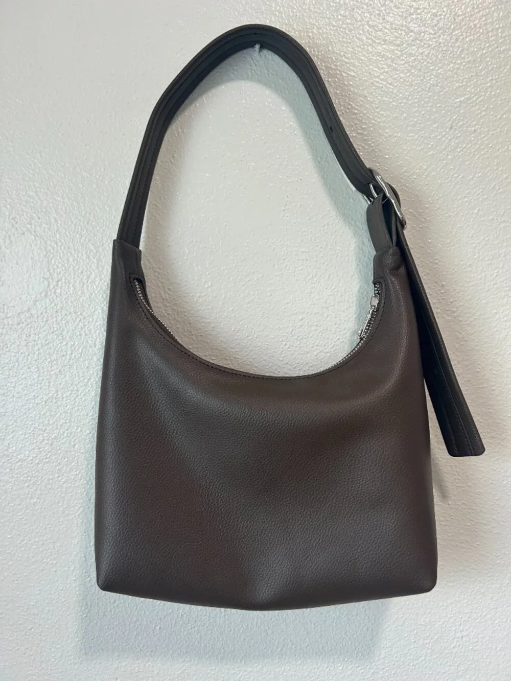 BAGGU Mini Recycled Leather Shoulder Bag - Picture 4 of 7